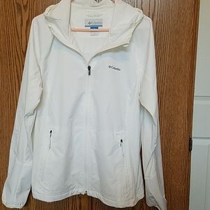 Columbia women's windbreaker hooded jacket